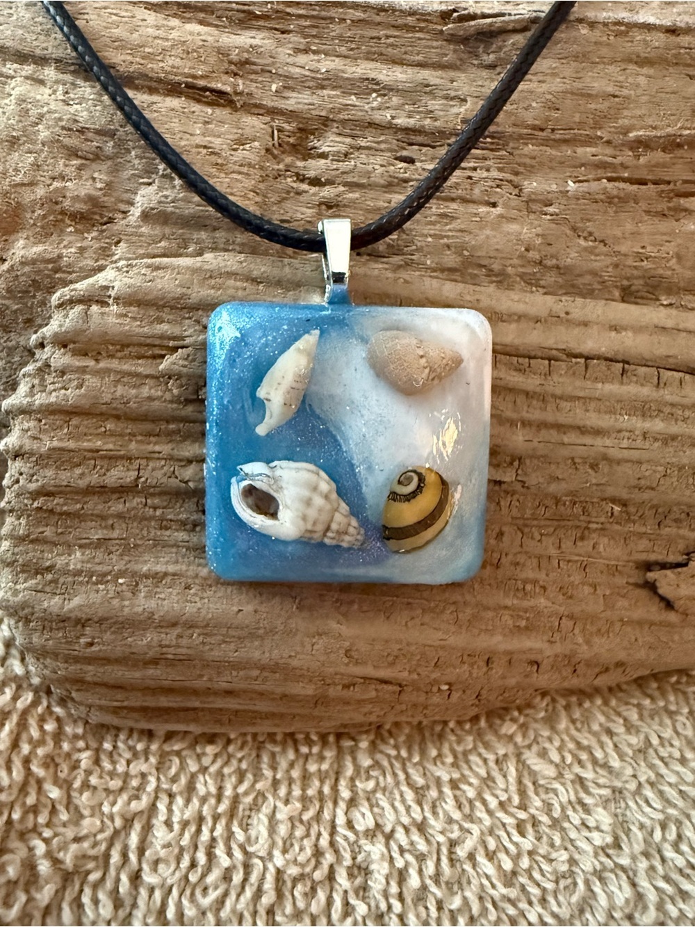 Hand Crafted Resin Blue and White Sea Shell Square Pendant Necklace